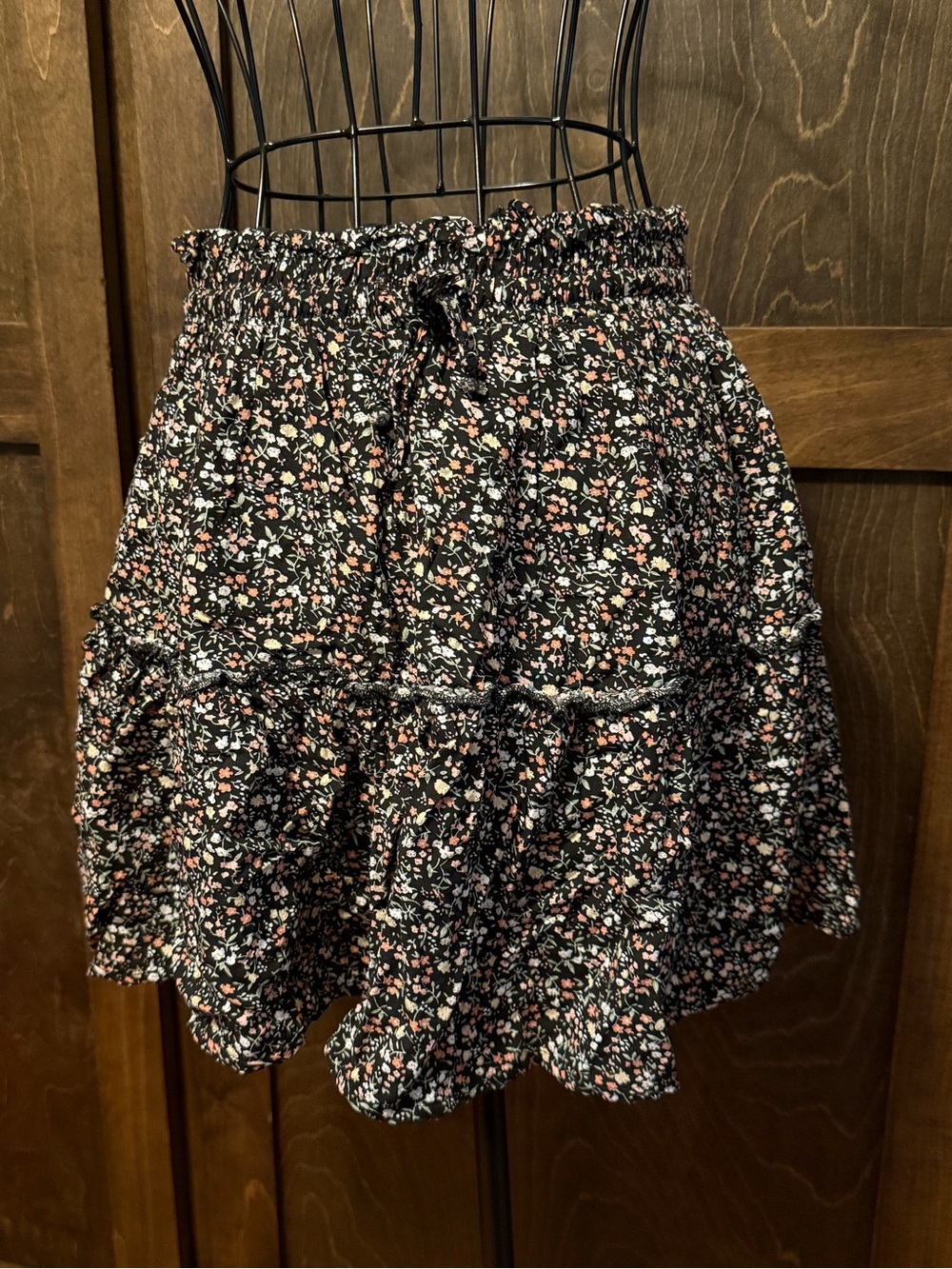 Source Unknown Black Floral Tiered Mini Skirt with Pink & White Blossoms